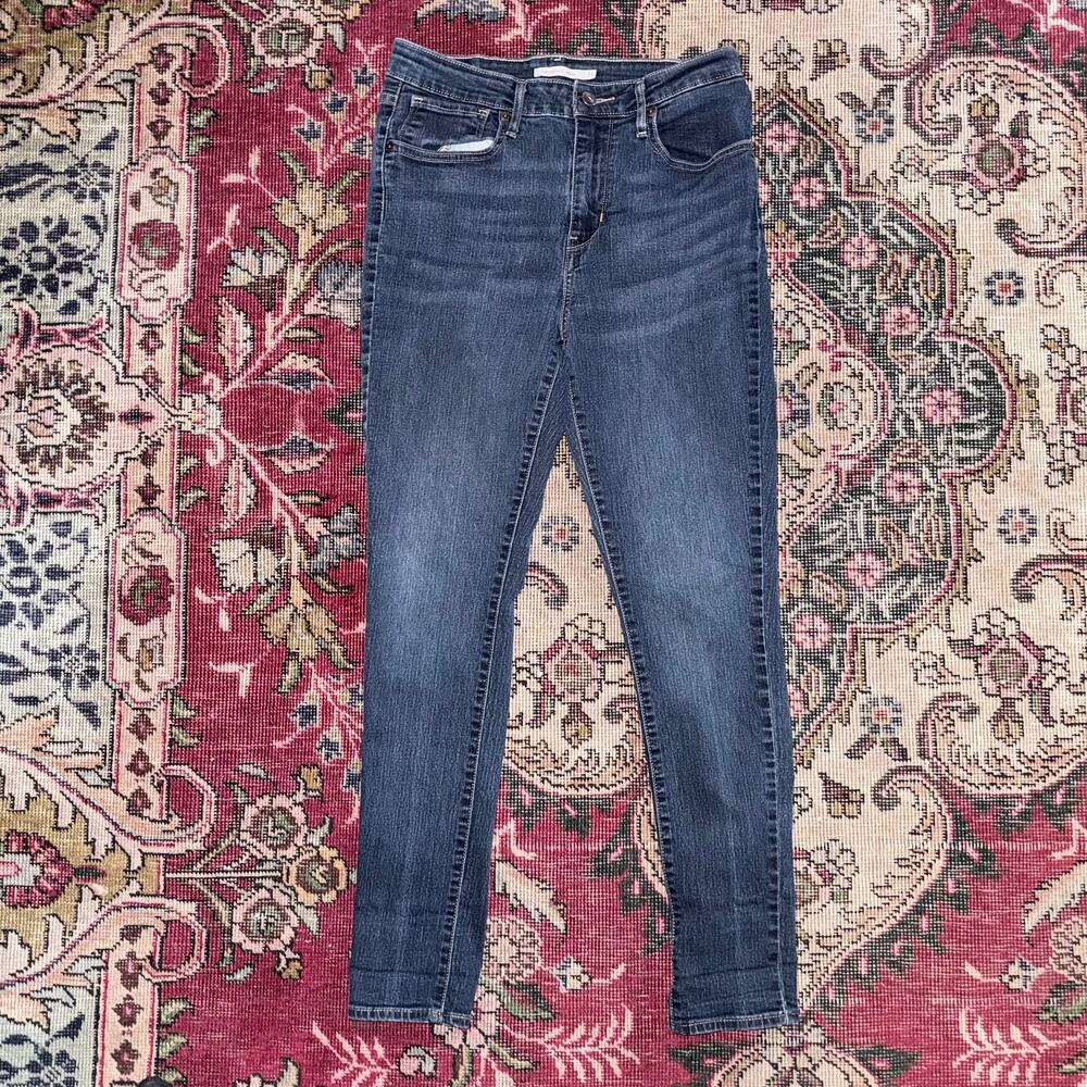 Levi’s 721 High Rise Skinny Jeans‎ - Dark Wash Indigo - Size 31x30